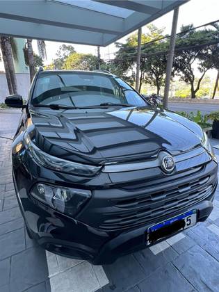 FIAT TORO 2.0 16V TURBO DIESEL ULTRA 4WD AT9 FIAT TORO 2.0 16V TURBO DIESEL ULTRA 4WD AT9
